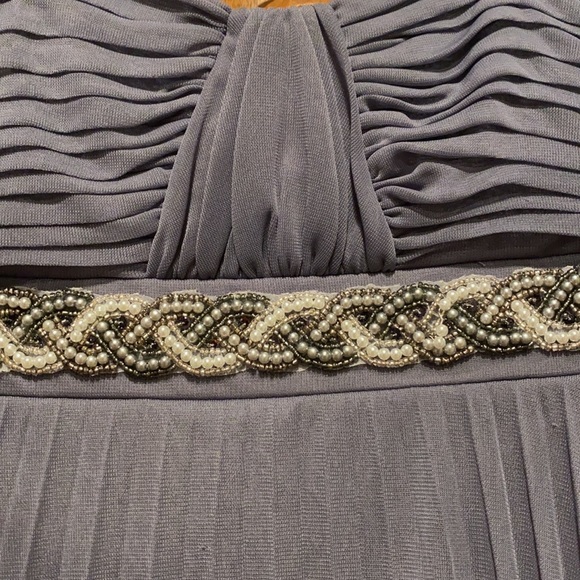 Cocktail length gray sundress - Picture 3 of 6